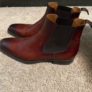 Magnanni Chestnut Leather Ankle Boots